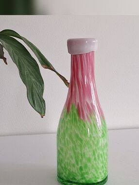 Art glass vase bottle